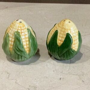 Corn on the Cob vintage Salt and Pepper Shakers